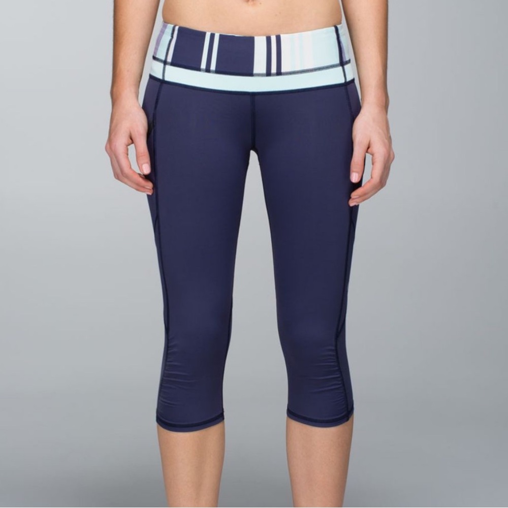 Lululemon run a marathon crop blue purple size 4 women’s leggings